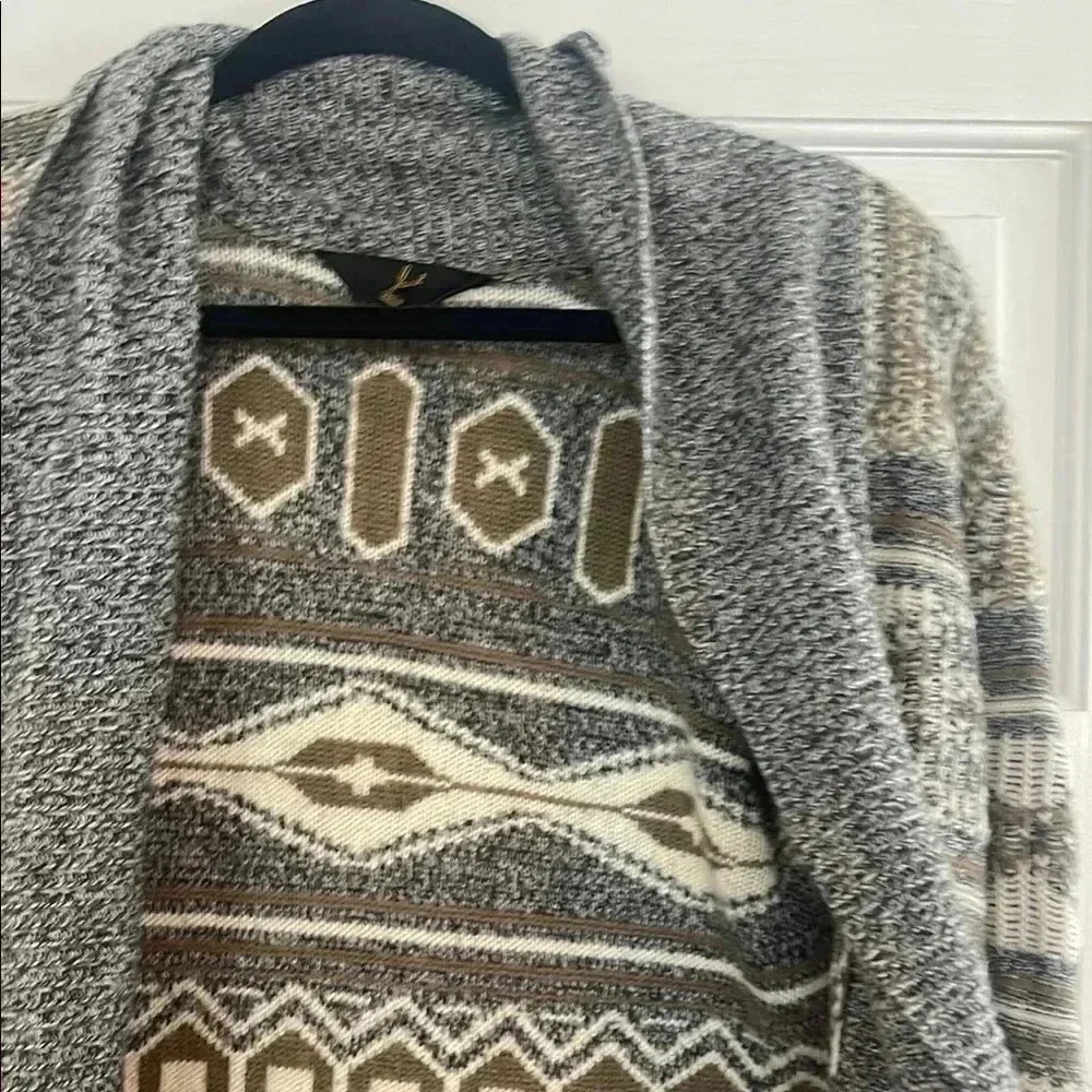 Cozy Patterned Cardigan - Picture 3 of 6